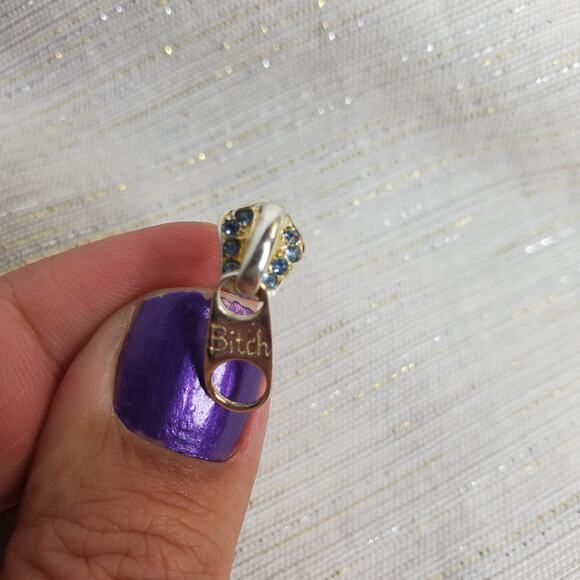 2 Belly Button Rings Zipper Pull & Crystal Heart - Picture 4 of 8